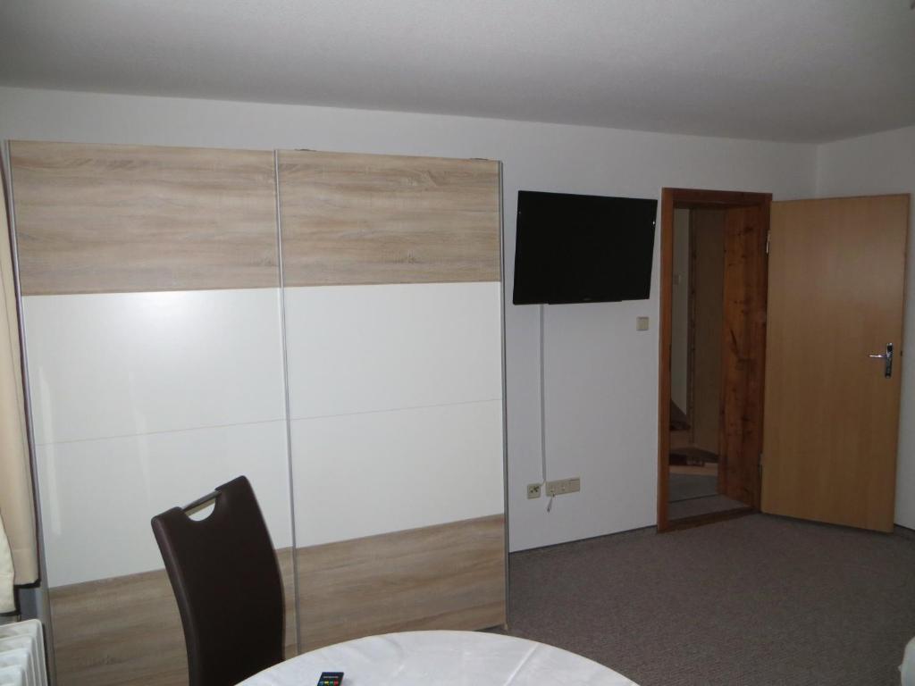 Ferienwohnung & Zimmervermietung Wolf room 3